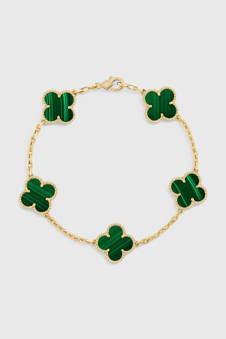 Bracelet avec Motif de Trèfle et Élégance Dorée