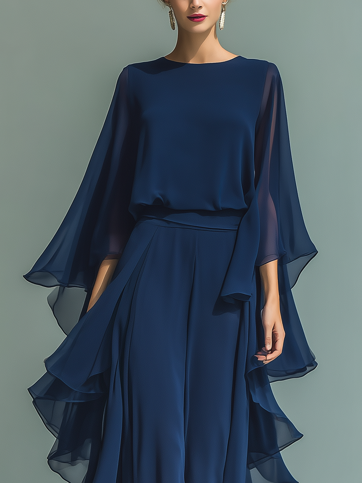 Clémence - Ensemble en Chiffon Bleu Marine avec Volants