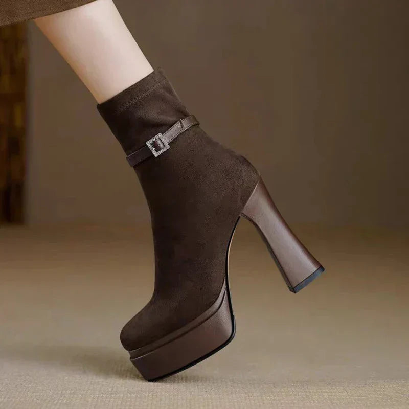 Jeannette - Bottes à talon compensé en daim