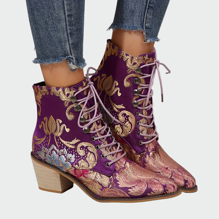 Florine - Bottines en cuir brodées