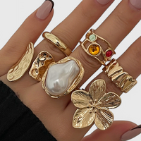 Bague Ouverte en Forme de Fleur Fluide en Perle