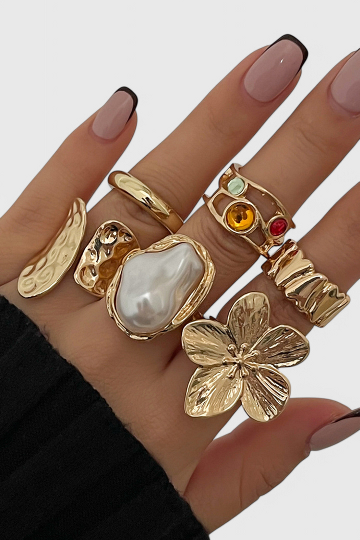 Bague Ouverte en Forme de Fleur Fluide en Perle
