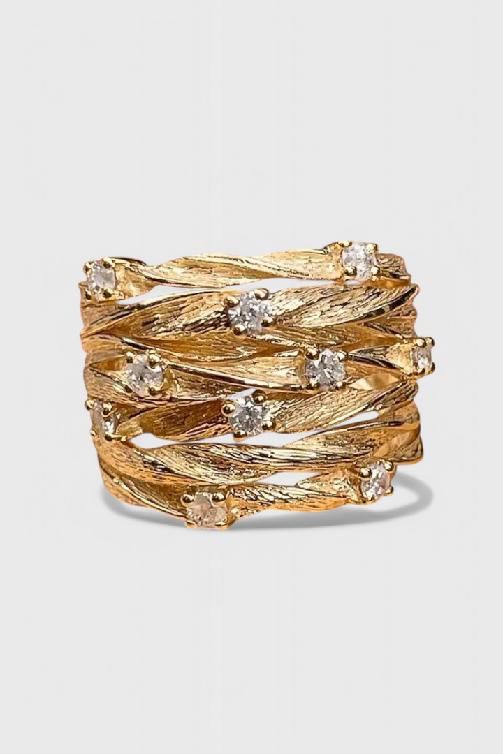Bague vintage en or avec un charme intemporel