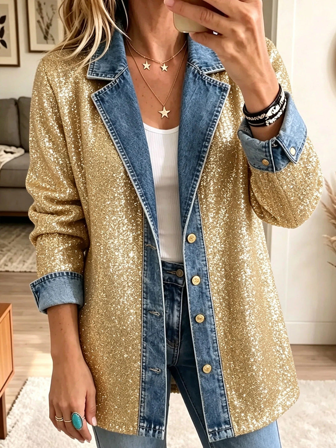 Greta | Veste en jean patchwork à détails dorés scintillants